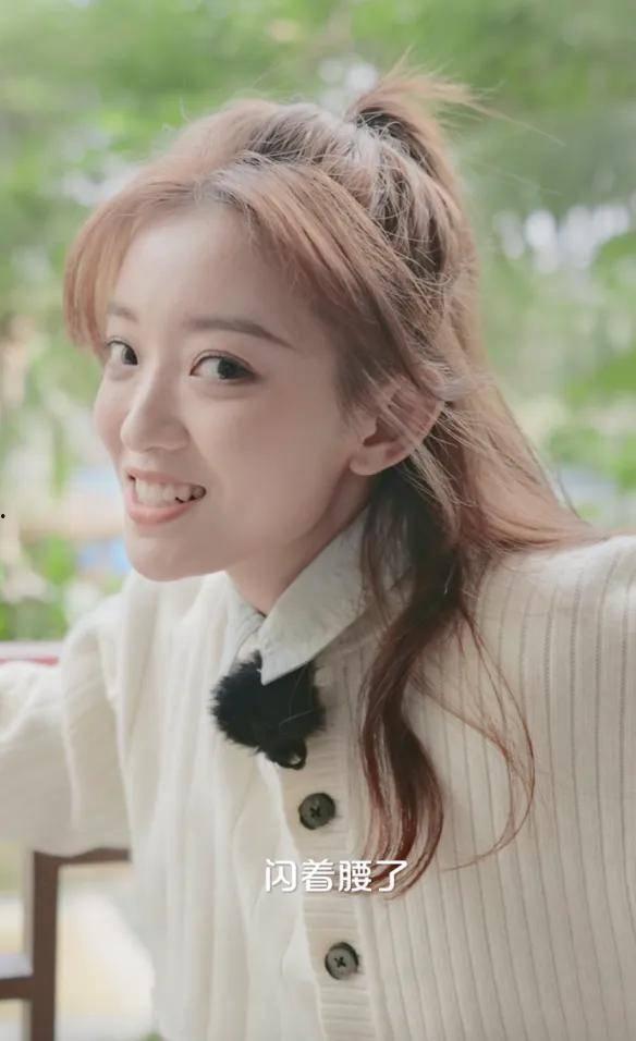 罗予彤吃瓜,揭秘娱乐圈幕后故事