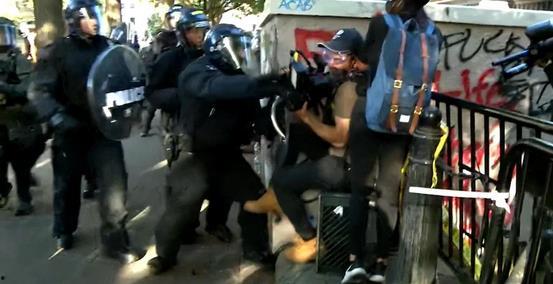 刑警学院吃瓜,揭秘校园里的悬疑故事