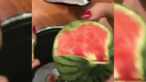 扒皮吃瓜,揭秘娱乐圈背后的真相与内幕